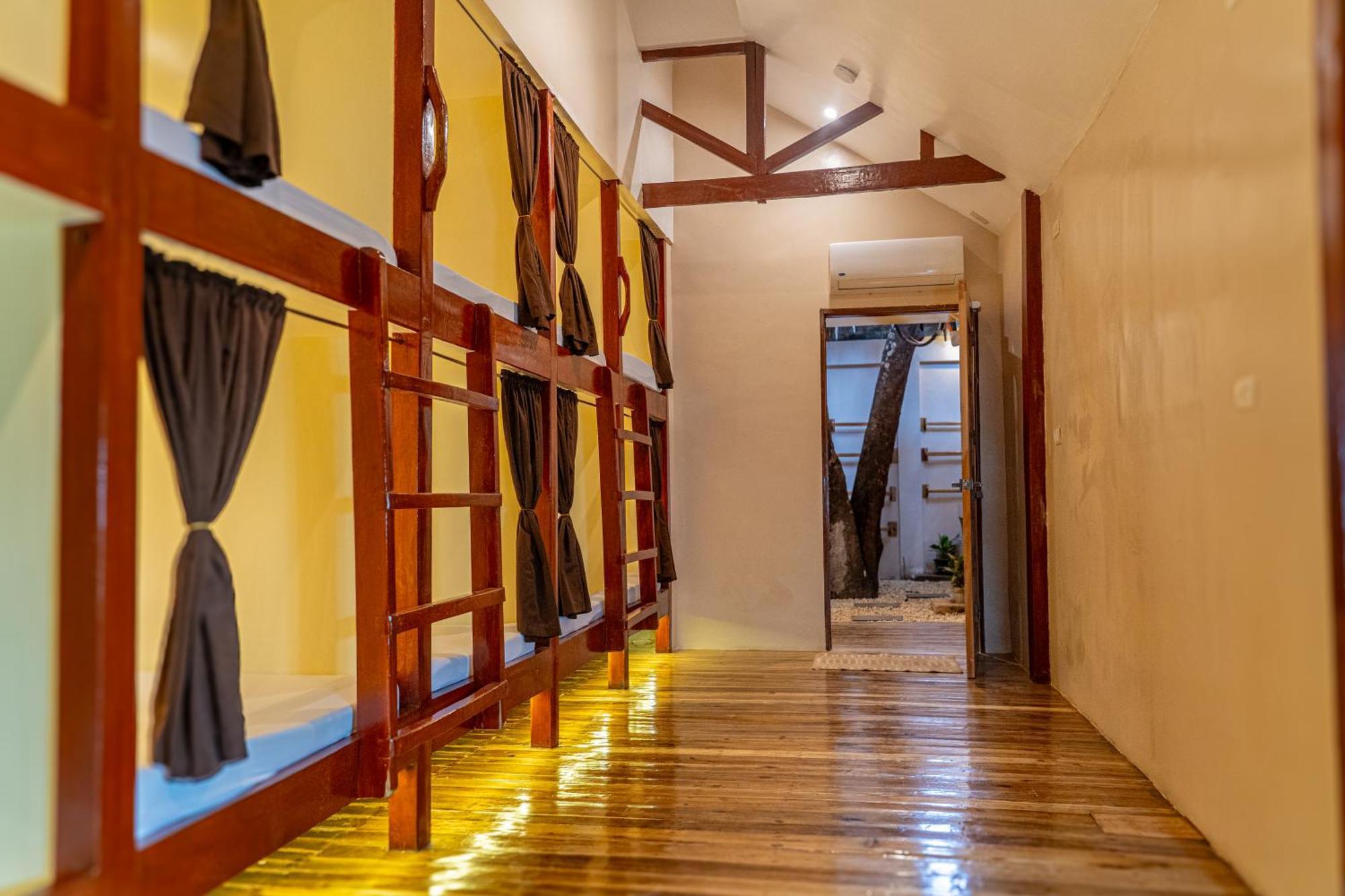 Cocorico Hostel San Vicente  Eksteriør billede